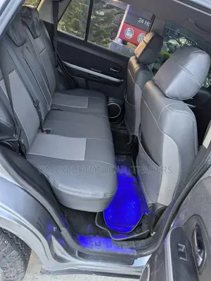 Suzuki Escudo 2005 Gray