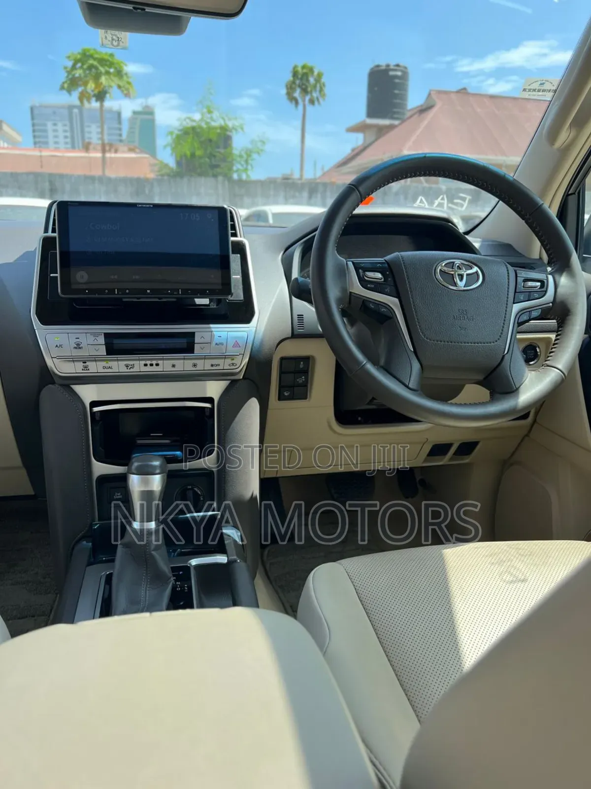 Toyota Land Cruiser Prado 2022 White