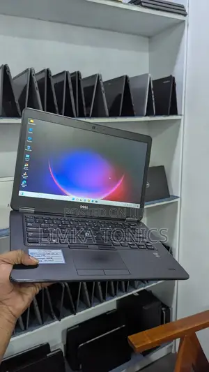 New Laptop Dell Latitude E7450 8GB Intel Core I5 HDD 500GB