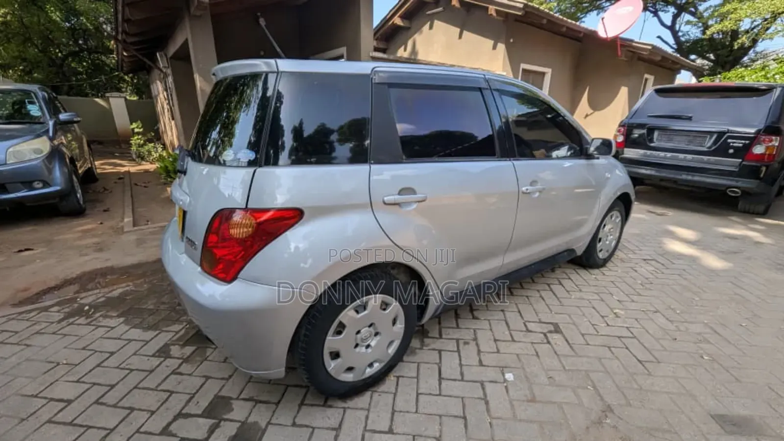 Toyota IST 2005 Silver