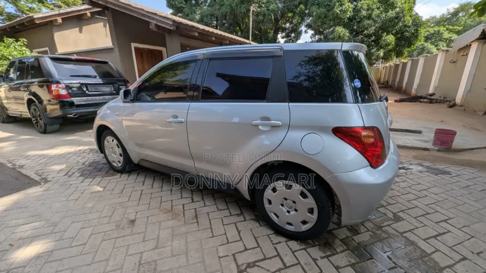 Toyota IST 2005 Silver