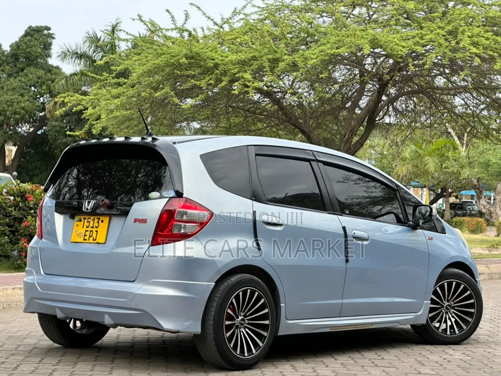 Honda Fit Automatic 2010 Blue