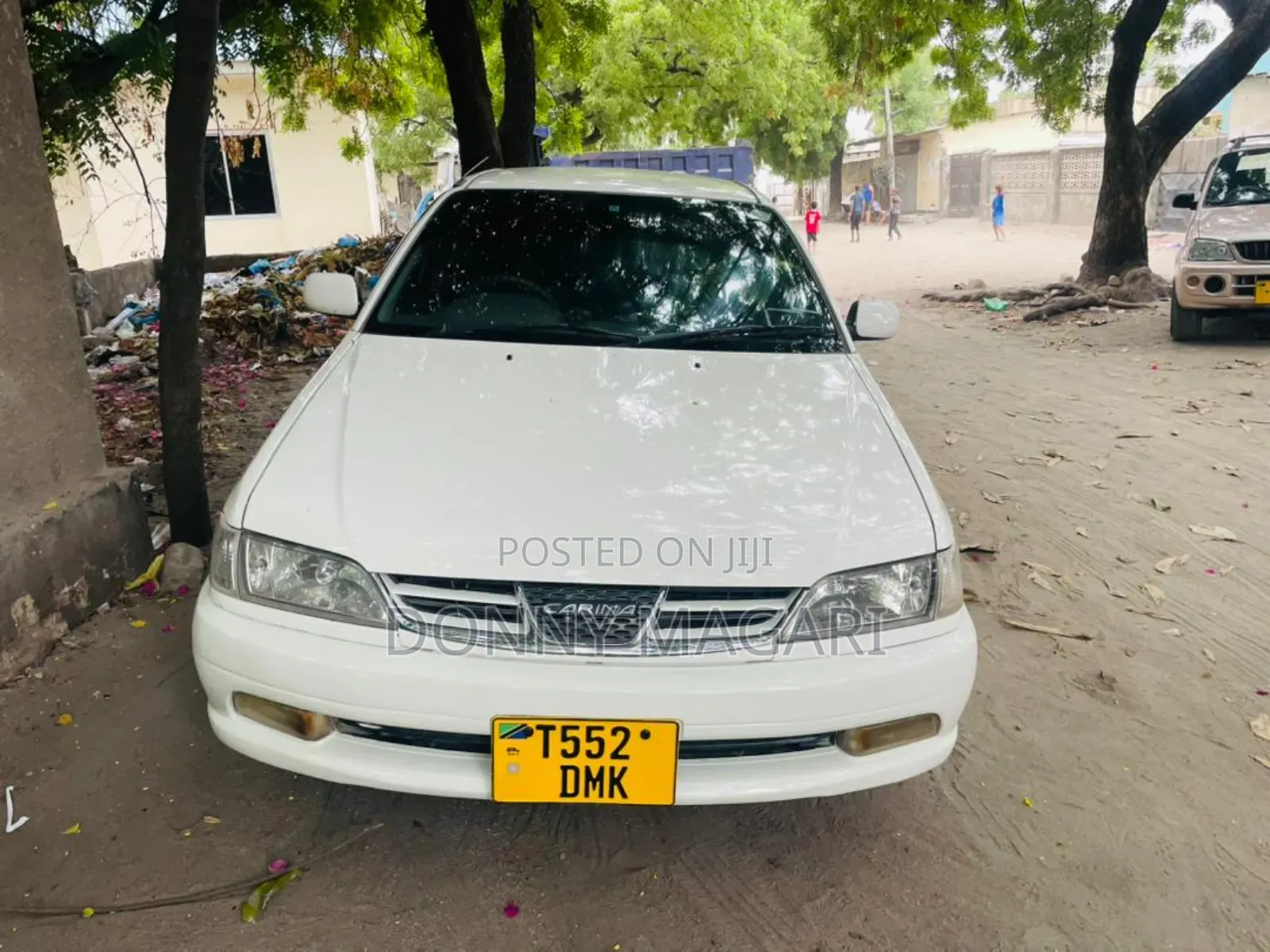 Toyota Carina 1.5 FWD Sedan 2000 White
