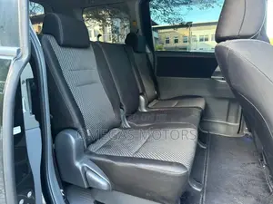 Toyota Noah 2.0 143hp AWD (8 Seater) 2008 Black