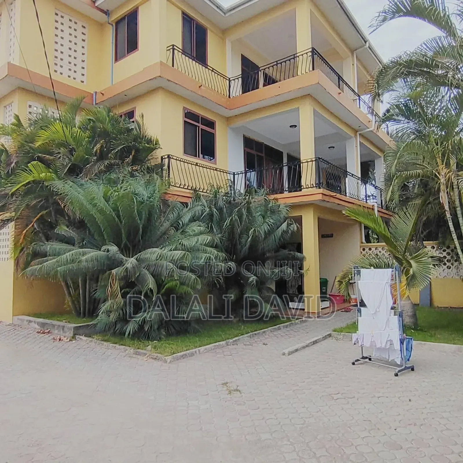 3bdrm Apartment in Mwenge, Sinza for rent