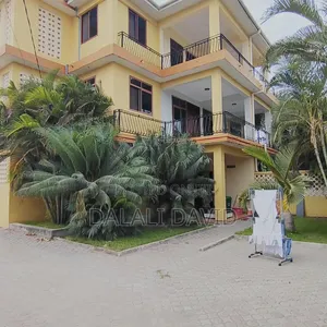 3bdrm Apartment in Mwenge, Sinza for rent