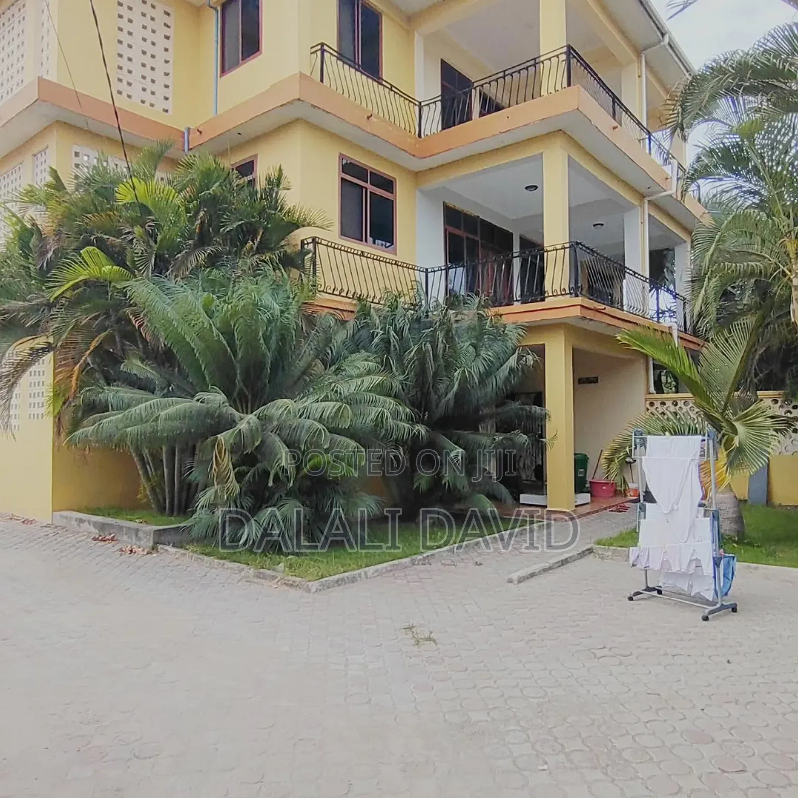 3bdrm Apartment in Mwenge, Sinza for rent