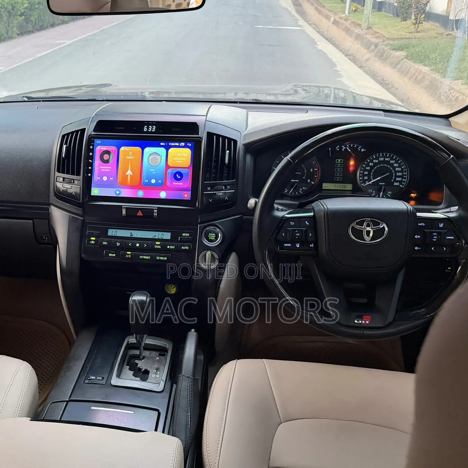 Toyota Land Cruiser 4.5 V8 VXR 2013 Gray