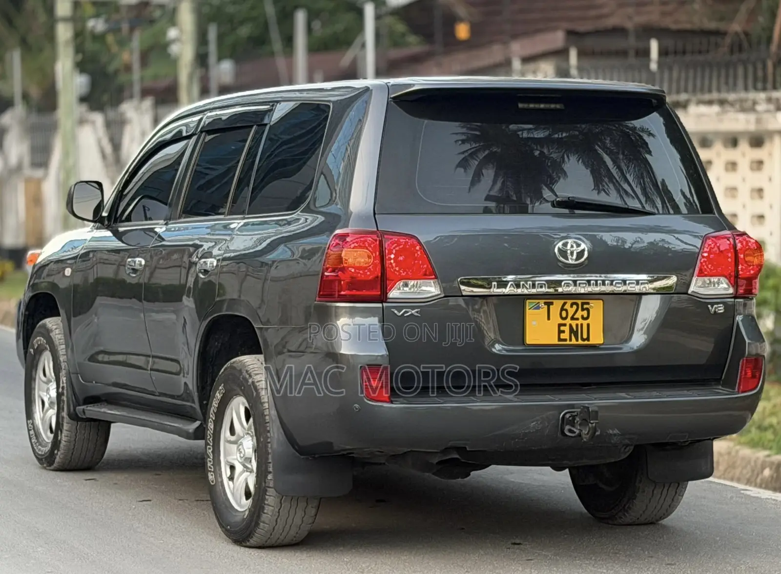 Toyota Land Cruiser 4.5 V8 VXR 2013 Gray