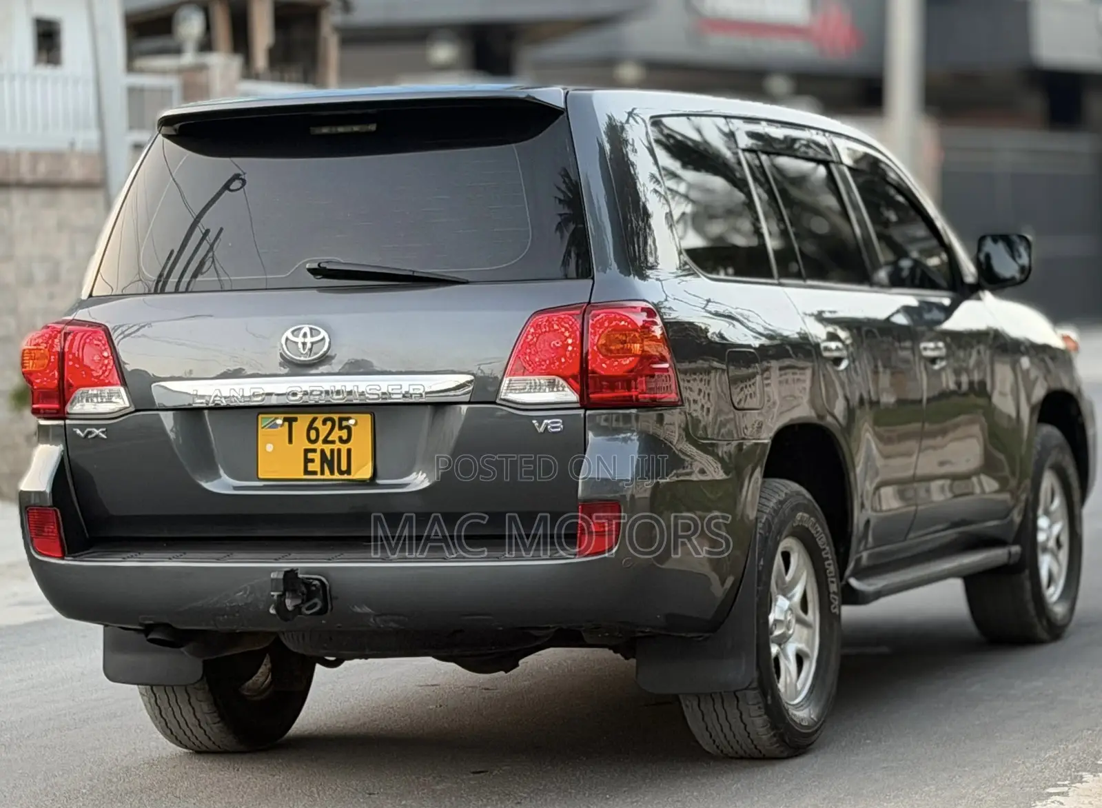 Toyota Land Cruiser 4.5 V8 VXR 2013 Gray