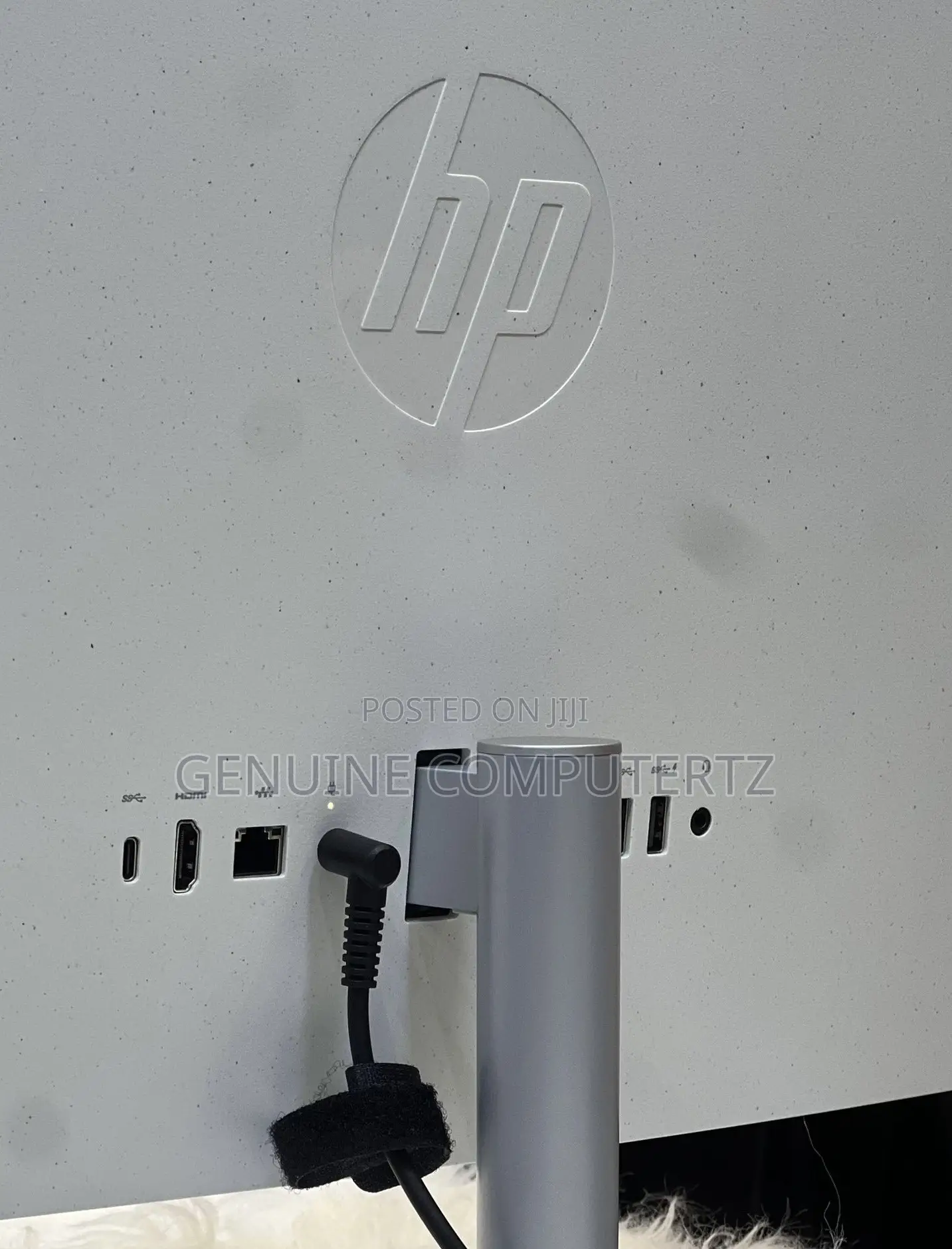 New Desktop Computer HP AiO 24 8GB Intel Core i5 SSD 512GB