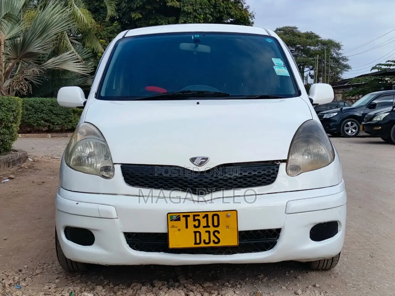 Toyota Fun Cargo 2004 White