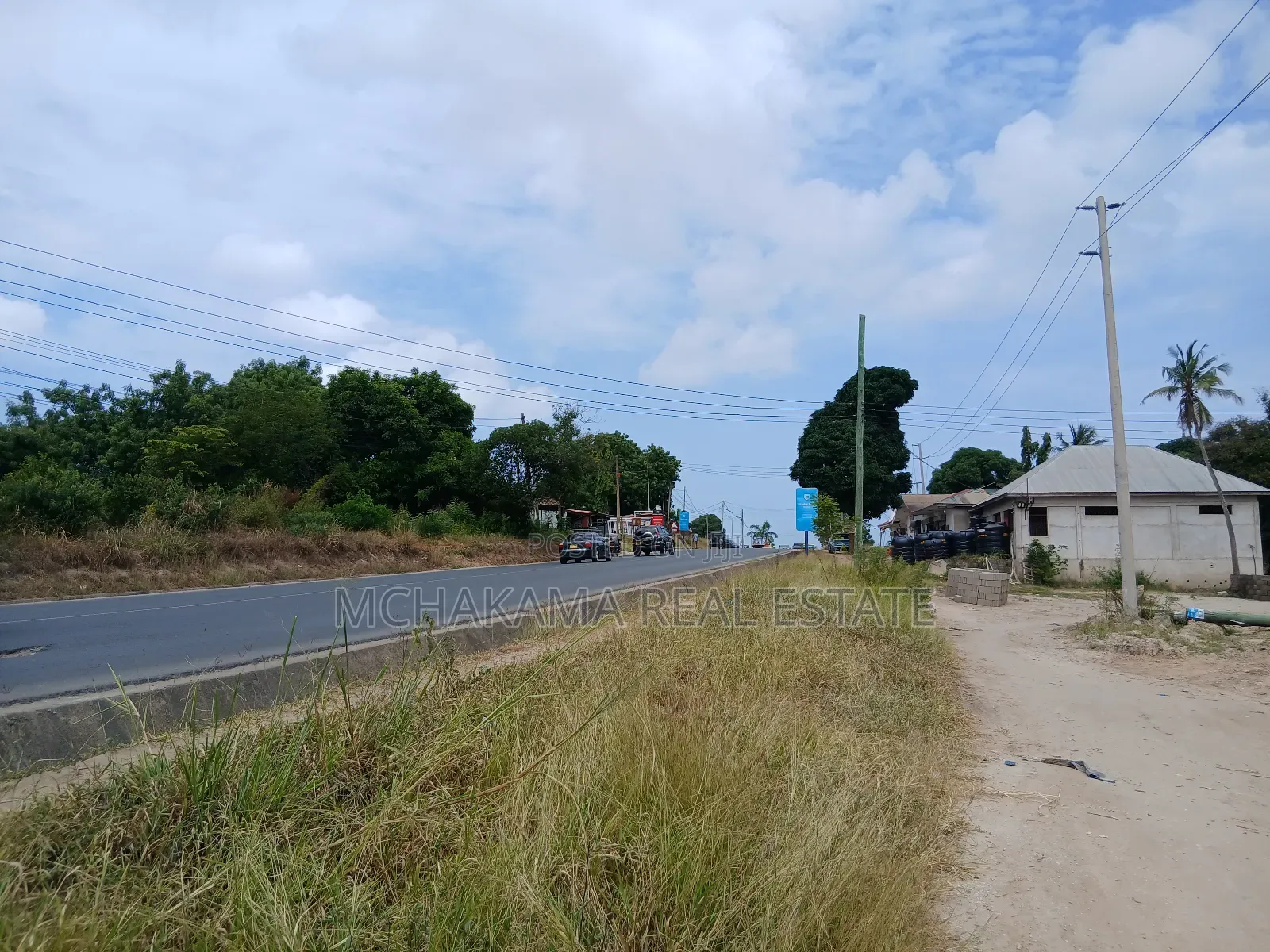 Kiwanja Kinauzwa Goba Kinatazama Barabara Ya Rami