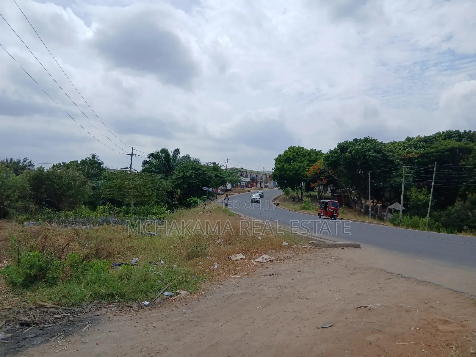 Kiwanja Kinauzwa Goba Kinatazama Barabara Ya Rami