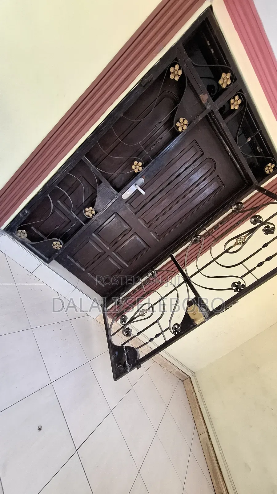 3bdrm Apartment in Sinza Vatican for rent
