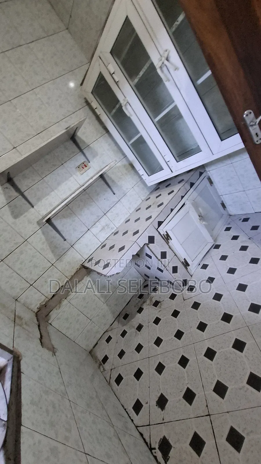3bdrm Apartment in Sinza Vatican for rent