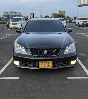 Toyota Crown 2004 Black