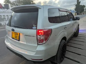 Subaru Forester 2.0D X 2009 White