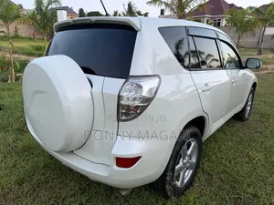 Toyota RAV4 2007 White