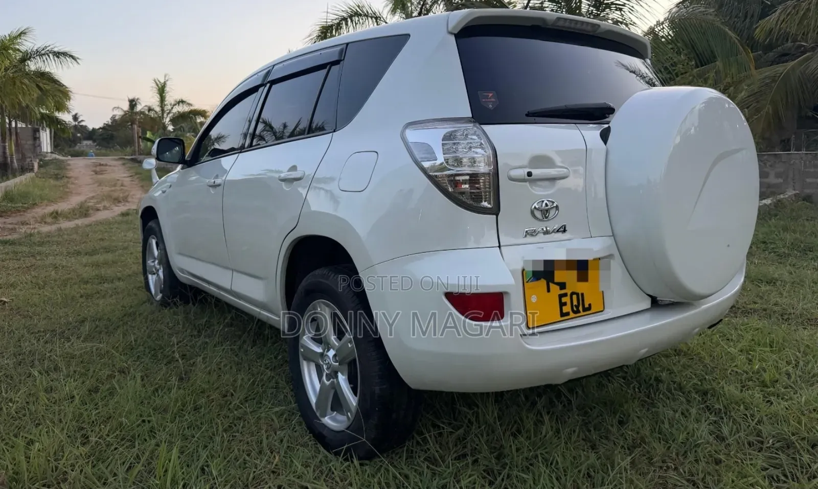 Toyota RAV4 2007 White