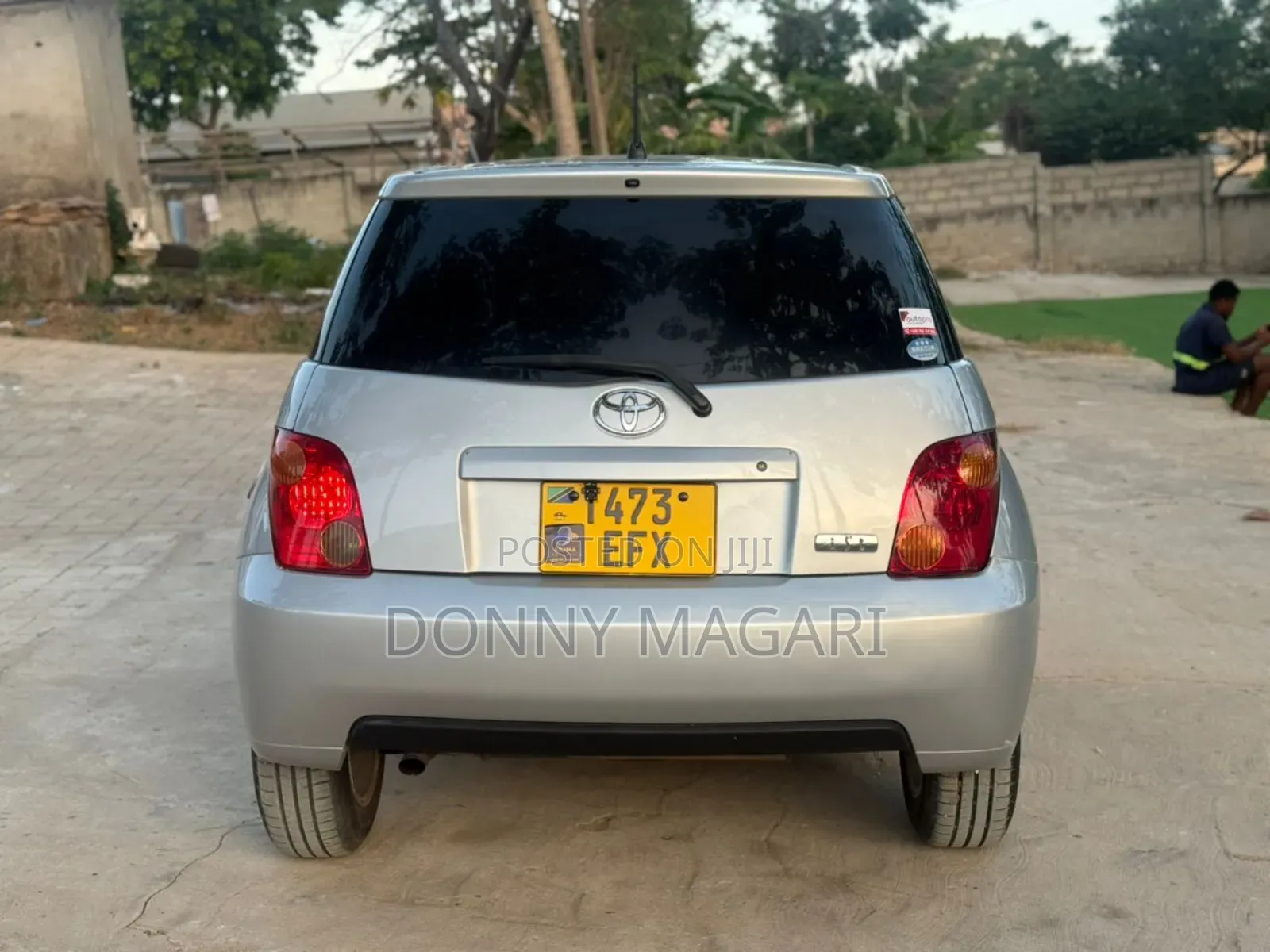 Toyota IST 2004 Silver