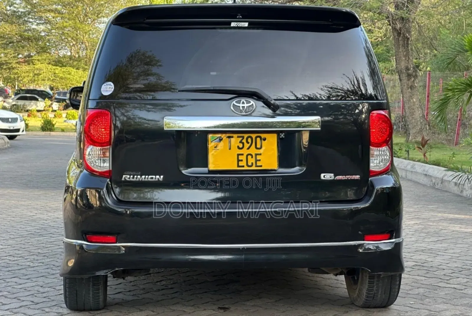 Toyota Corolla Rumion 2008 Black
