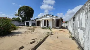 3bdrm House in Tegeta, Kunduchi for sale