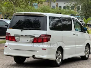 Toyota Vellfire 2010 White