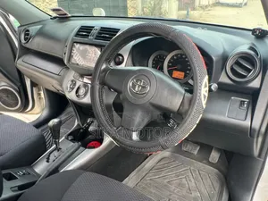 Toyota RAV4 2007 White