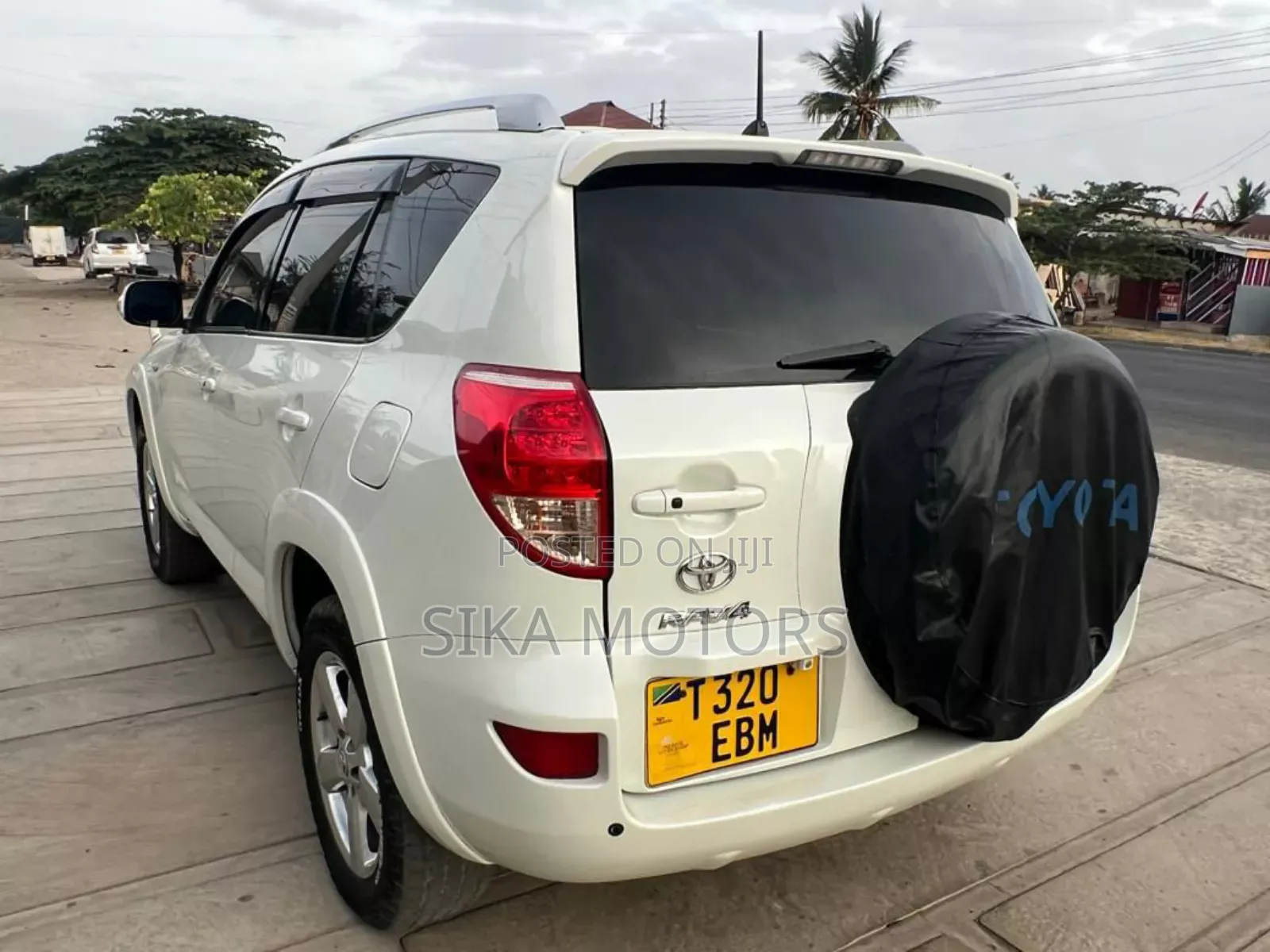 Toyota RAV4 2007 White