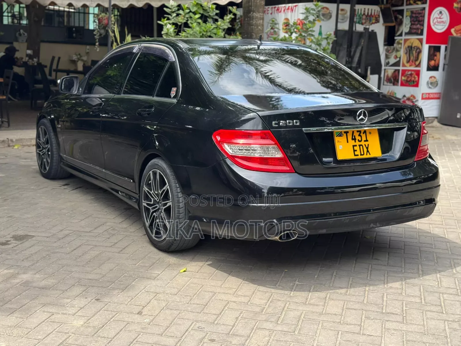 Mercedes-Benz C200 2009 Black