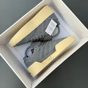 Brand Adidas (Fog)