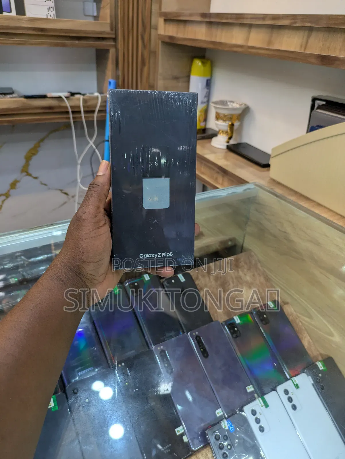 New Samsung Galaxy Z Flip5 256 GB