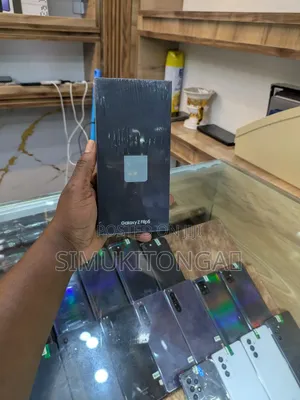 New Samsung Galaxy Z Flip5 256 GB