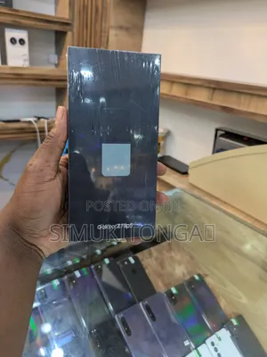 New Samsung Galaxy Z Flip5 256 GB