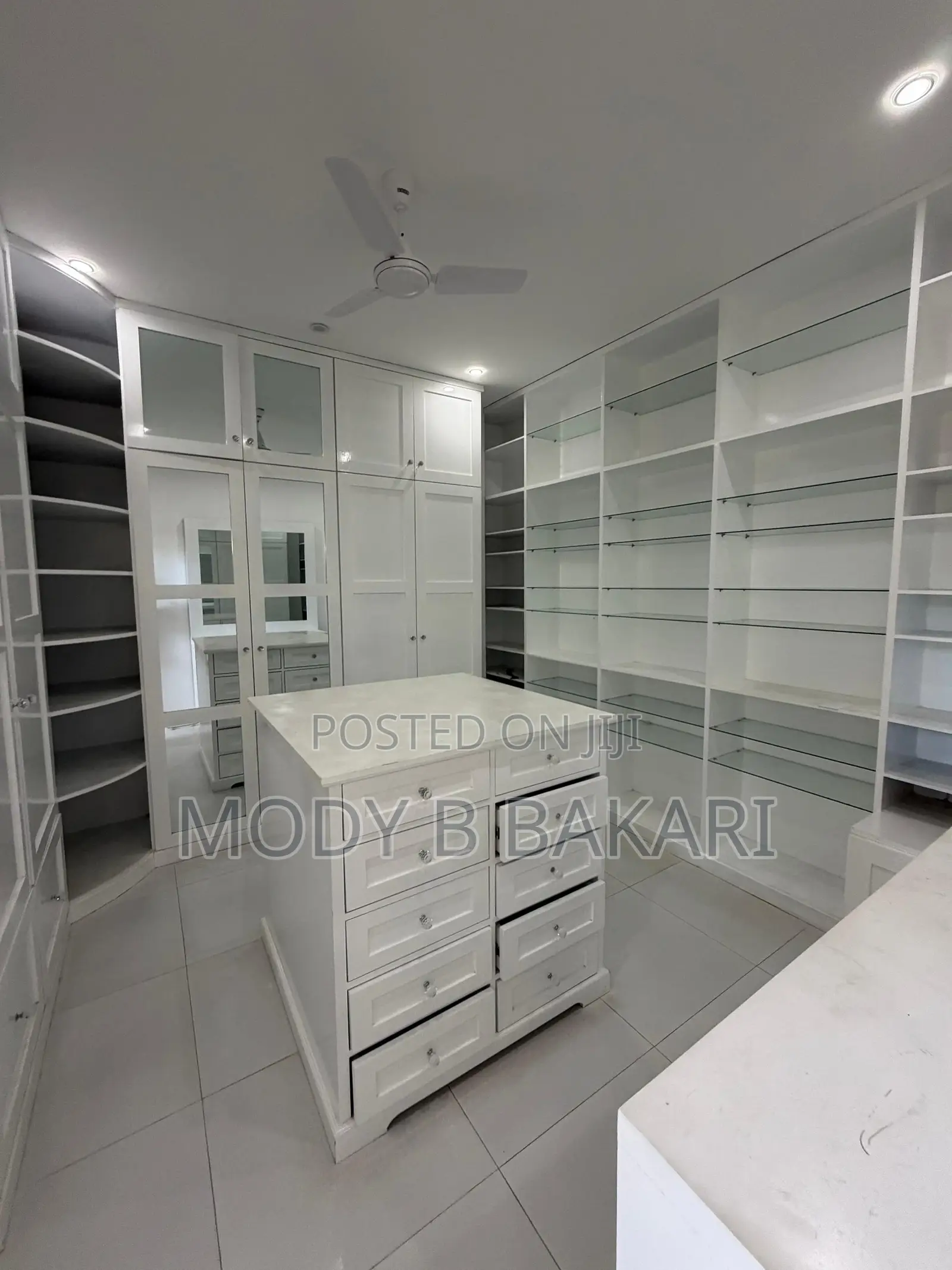 6bdrm House in Ada Estate for rent
