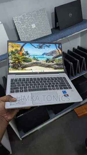 New Laptop HP ProBook 440 8GB Intel Core I5 SSD 256GB