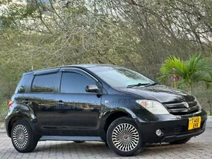 Toyota IST 2004 Black