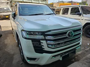 New Toyota Land Cruiser 2025 White