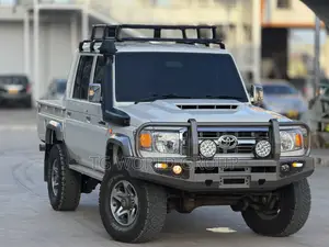 Toyota Land Cruiser 79 Series 2019 White