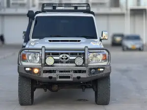 Toyota Land Cruiser 79 Series 2019 White