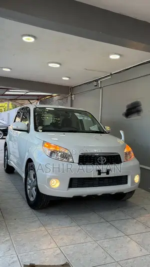 Toyota Rush 1.5 RWD 2009 Pearl