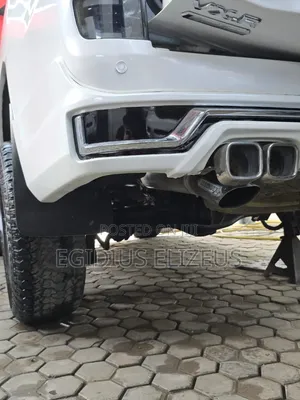Toyota Land Cruiser 2015 White