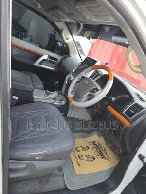 Toyota Land Cruiser 2015 White