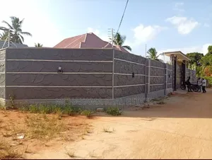 5bdrm House in Mchakama Real Estate, Chanika for sale