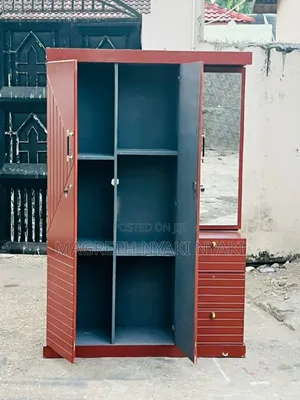 Nauza Kabati La Mbao Milango Mitatu
