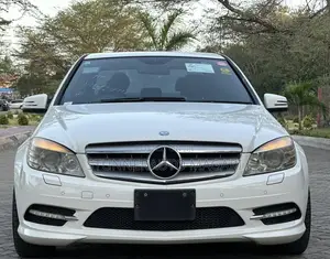 Mercedes-Benz C200 2010 White