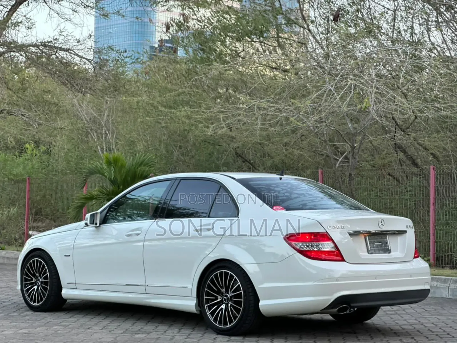 Mercedes-Benz C-Class 2010 White