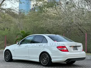 Mercedes-Benz C-Class 2010 White