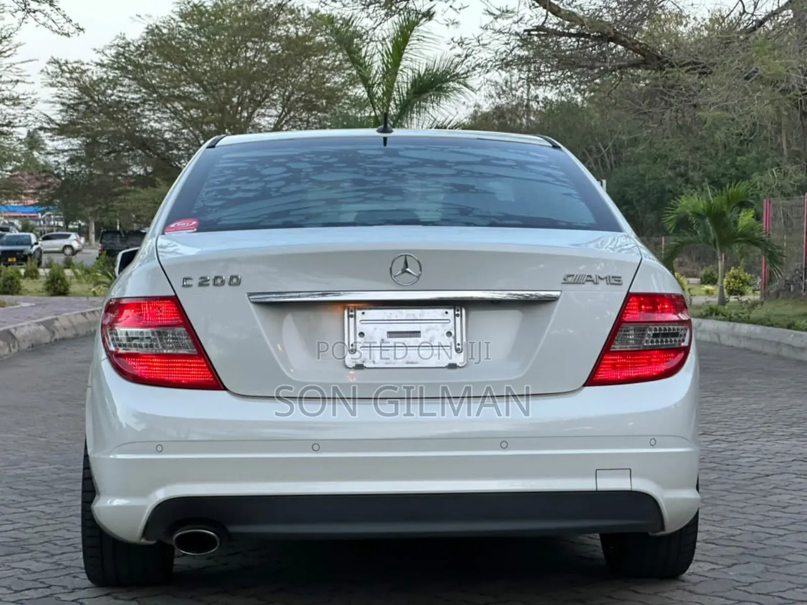 Mercedes-Benz C-Class 2010 White